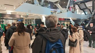 Estaci�n de Vialia en Vigo, con colas esta semana