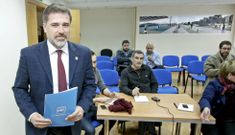 Jacobo Moreira hizo p�blico su anuncio sobre el futuro de Ence en la sede local del PP. 