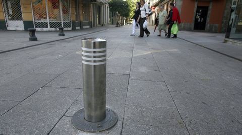 En Ferrol, los bolardos retr�ctiles se retiraron.