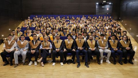 Im�genes de los actos de graduaci�n de la Facultad de Derecho, Historia y la Escuela Superior de Ingenier�a Inform�tica