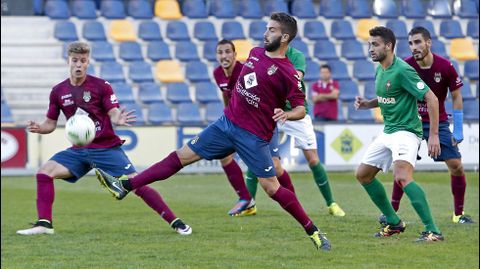 El Pontevedra CF vence al Racing de Ferrol