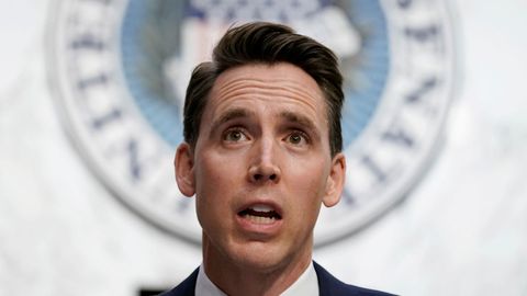 El congresista republicano Josh Hawley