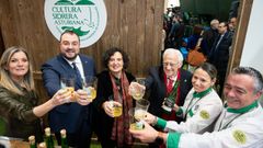 El presidente del Principado de Asturias, Adri�n Barb�n (2i), asiste al D�a de Asturias que se celebra, este jueves, en Fitur