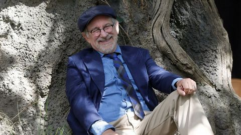 Steven Spielberg (a favor de Hillary Clinton). El director de algunas de las pel�culas m�s taquilleras de la historia del cine mundial es un declarado votante dem�crata.