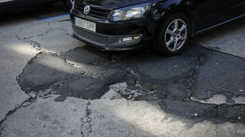 Asfalto en mal estado en  Federico Tapia