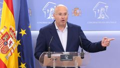El portavoz del PP en el Congreso, Miguel Tellado, durante una rueda de prensa en el Congreso. 