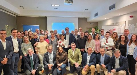 Homenaje de los consellos reguladores a la periodista Sons&oacute;los &Oacute;nega