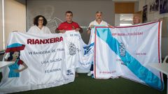 Marga Hermo, Ram�n Dieste, Marcos Fajardo y Jos� Romero, durante la presentaci�n de las banderas que se disputar�n este fin de semana en O Cabo da Cruz.