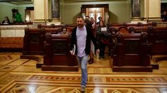 Xulio Ferreiro, entrando en el pleno 