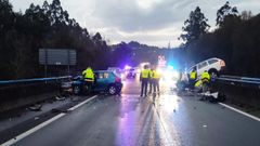 Imagen del siniestro, a la altura del kil�metro 7 de la AP-9 en direcci�n a Ferrol