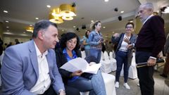 Jos� Antonio Garc�a, a la izquierda, en el congreso local del PP este s�bado