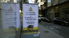 Los usuarios se encontraron en la parada de la ra Concello un cartel que anunciaba su cambio