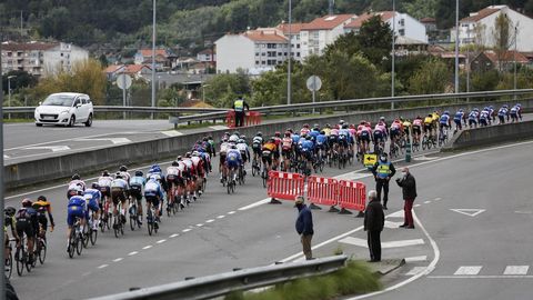 Las mejores im�genes de la etapa de La Vuelta entre Lugo y Ourense