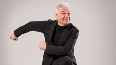 Carles Sans act�a hoy en el Pazo da Cultura de Carballo