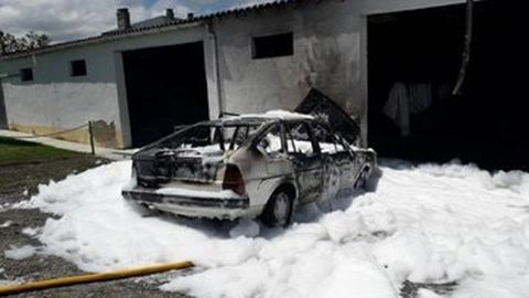 Coche quemado