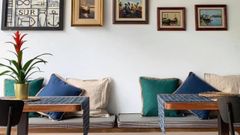 Un rinc�n de Bateau, el restaurante del puerto de Bustio 