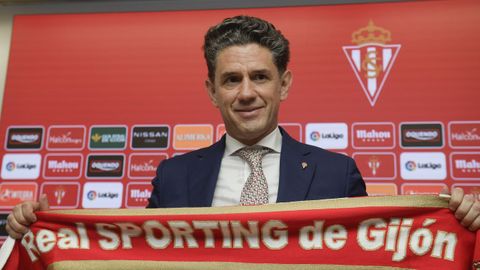 El empresario mexicano Alejandro Irarragorri, durante la presentacin de la nueva junta directiva del Sporting de Gijn