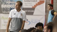 Lucas Cao, durante un partido de la �ltima temporada en el pabell�n del centro c�vico xovense.