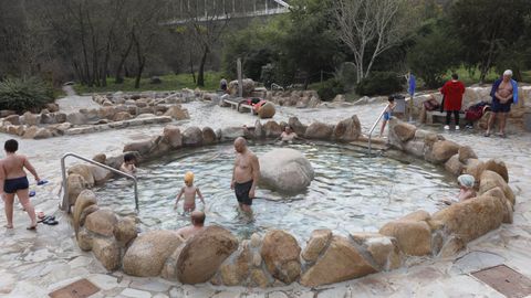 Los vecinos consideran que un tanatorio afectara a la imagen de la zona termal