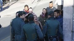 Tensi�n en la salida de Jos� Corti�as de la Audiencia de Pontevedra