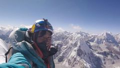 Selfie en la cima del Lunag Ri, a 6907 metros de altura, del austr�aco David Lama