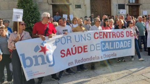 Protesta del BNG de Redondela en Santiago de Compostela