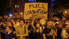 Manifestantes en Kiev para defender la lucha contra la corrupción en Ucrania.