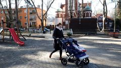 La tasa de natalidad en Hungr�a ha subido de 1,2 a 1,5 hijos, pero sigue lejos de la tasa de reemplazo de la poblaci�n, que es de 2,1 hijos por mujer