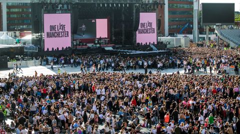 Vista general del Manchester Arena poco antes de comenzar el concierto benfico One Love Manchester