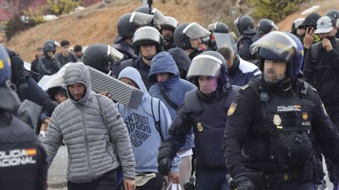 La polic�a desmantela el �ltimo asentamiento ilegal en Ceuta