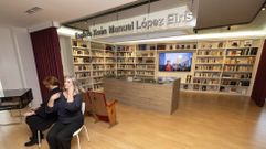 Un intre da inauguraci�n do espazo Xo�n Manuel Eir�s, na biblioteca Rego da Balsa 