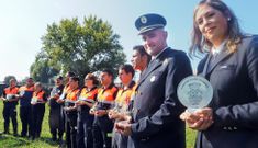 Protecci�n Civil de Padr�n celebra veinte a�os de actividad con la incorporaci�n de perros. 