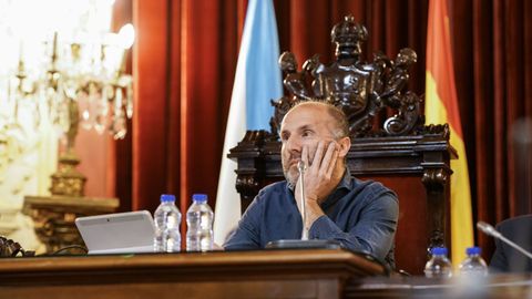 Gonzalo Prez Jcome, durante un pleno del Concello de Ourense.