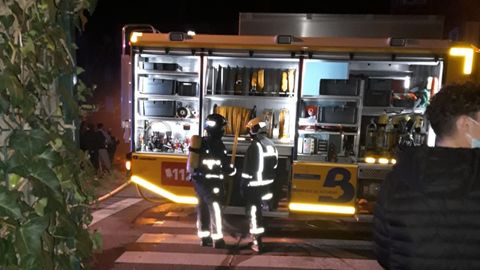 Incendio de un coche en Coto Carcedo