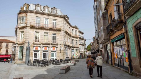 El inmueble del Casino Mercantil se vendi� hace tres a�os a unos empresarios de Forcarei