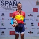 �scar Gonz�lez, en el podio como campe�n de Espa�a Sub 23.