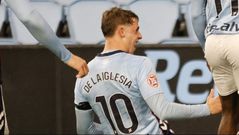 David de la Iglesia, Dela, celebrando uno de sus tres goles de esta temporada con el Celta Fortuna.