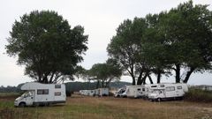 �rea de aparcamiento de caravanas del chiringuito Quimera