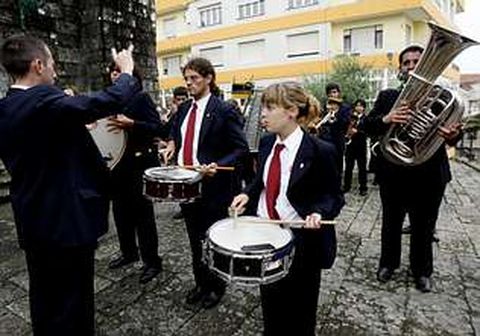 La Banda de M�sica de Vilagarc�a en una actuaci�n anterior