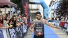 Uno de los ms de mil participantes en Os 21 do Camio