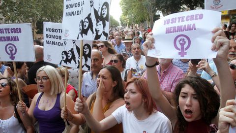 Manifestaci�n en C�rdoba contra el auto que deja en libertad a los miembros de La Manada