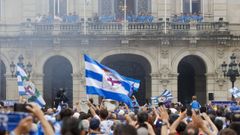 Celebraci�n por el ascenso del Deportivo en la plaza de Mar�a Pita de A Coru�a.