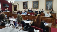 El Concello de Lugo aprob� su presupuesto de 131 millones con 12 votos a favor y 12 en contra, gracias al voto de calidad del alcalde, Miguel Fern�ndez