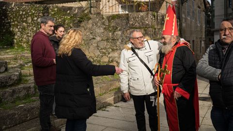 Fiesta en el barrio pobrense de A Covecha en Nochebuena.