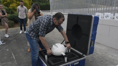 Inauguración de la jaula de drones montada en el campus de Lugo