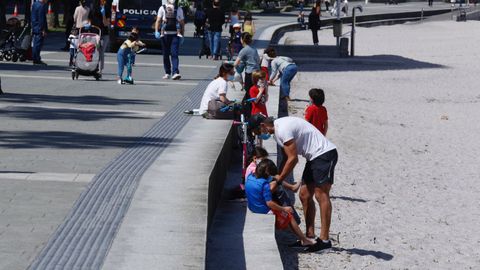Disfrutando del paseo mar�timo y de la playa en A Coru�a