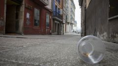 La calle Cervantes es una de las zonas en las que se concentra la movida nocturna en Ribeira.