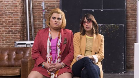 Paquita Salas junto a Mag�i