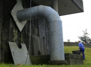 Los operarios de Espina&Delf�n se afanaban ayer para intentar detectar la causa de la aver�a. 