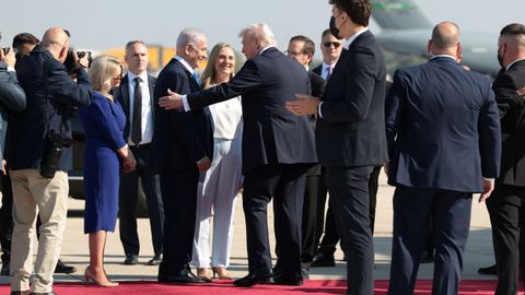 Netanyahu recibe a Trump a su llegada a Tel Aviv